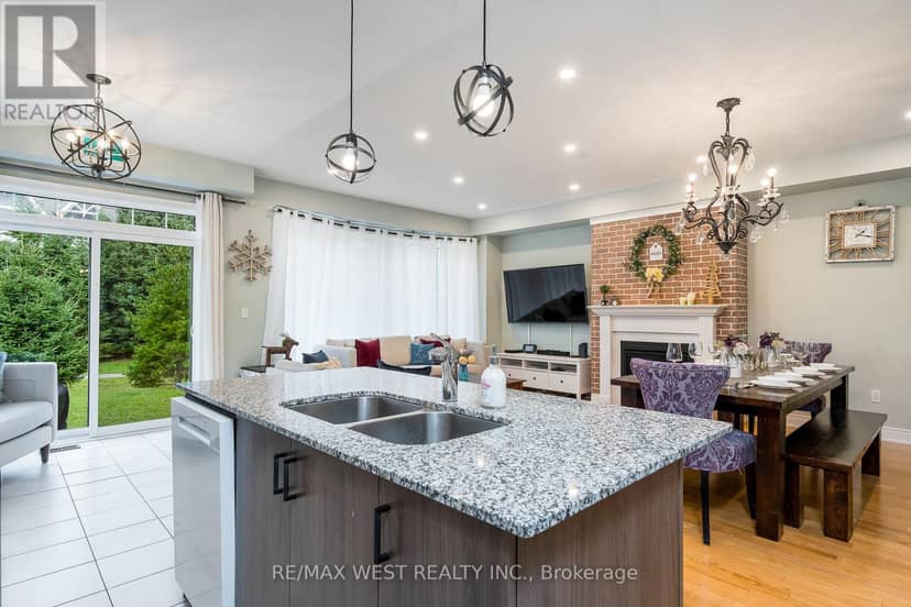 37 - 171 Snowbridge Way — photo 14 of 40
