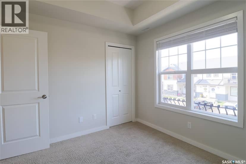 810 1015 Patrick CRESCENT — photo 14 of 40