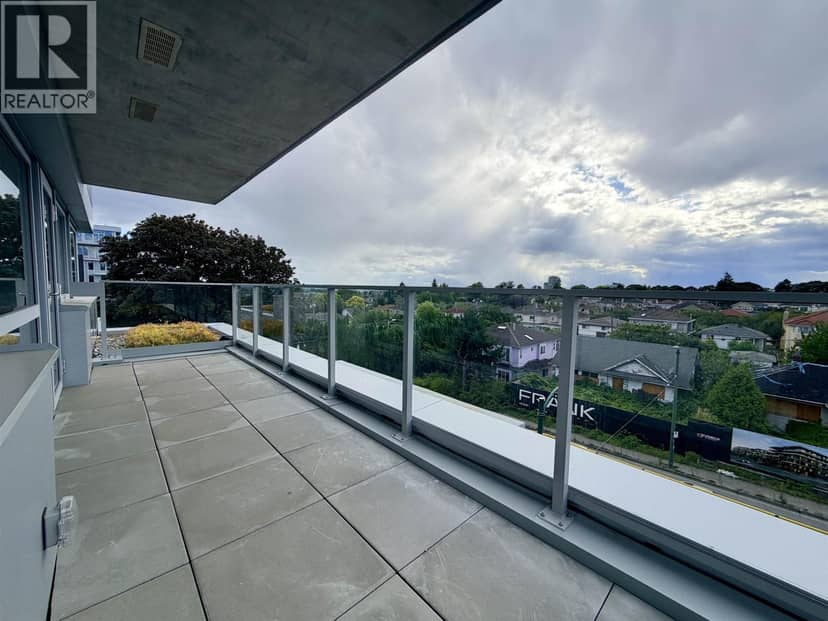 502 8120 OAK STREET, Vancouver