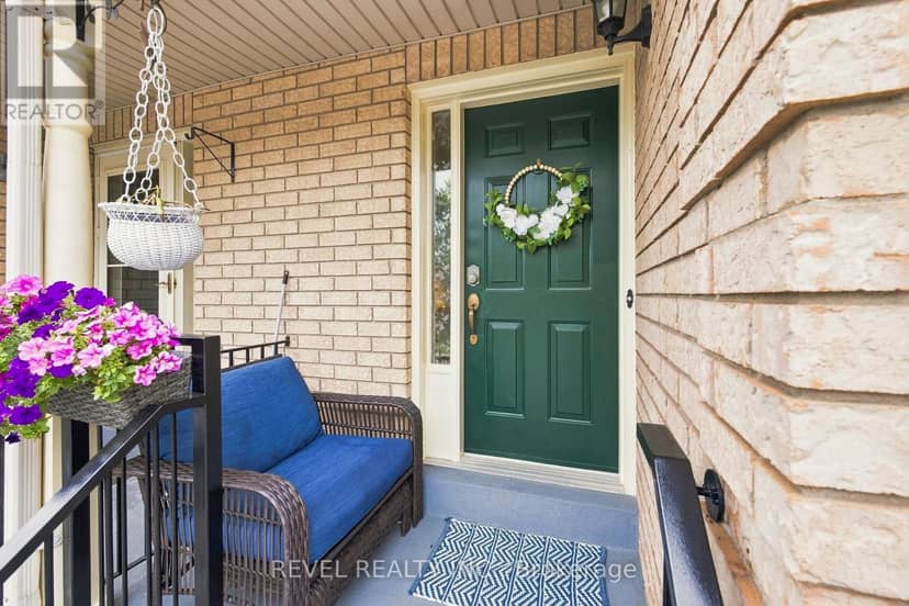 89 - 2 Sir Lou Drive — photo 3 of 40
