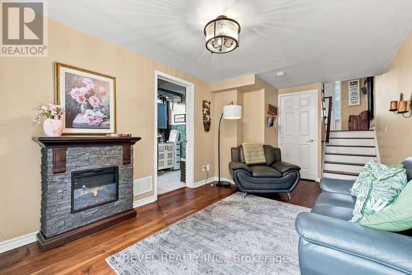 89 - 2 Sir Lou Drive — photo 34 of 40