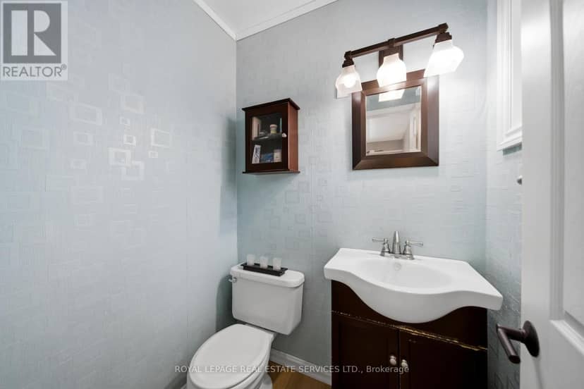 127 Redgrave Drive — photo 19 of 40