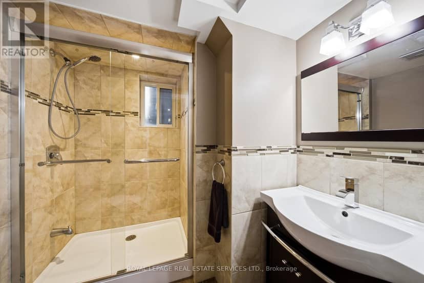 127 Redgrave Drive — photo 28 of 40