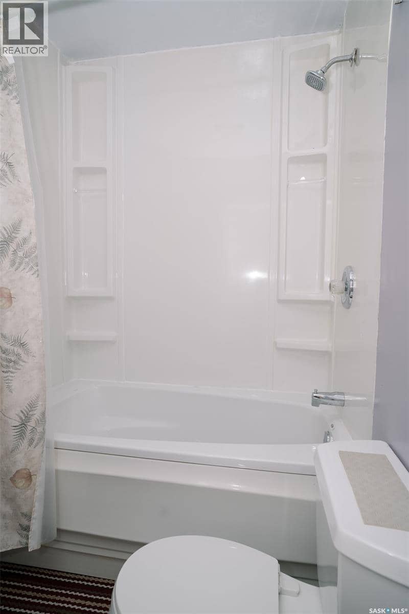1421 H Avenue N — photo 18 of 39