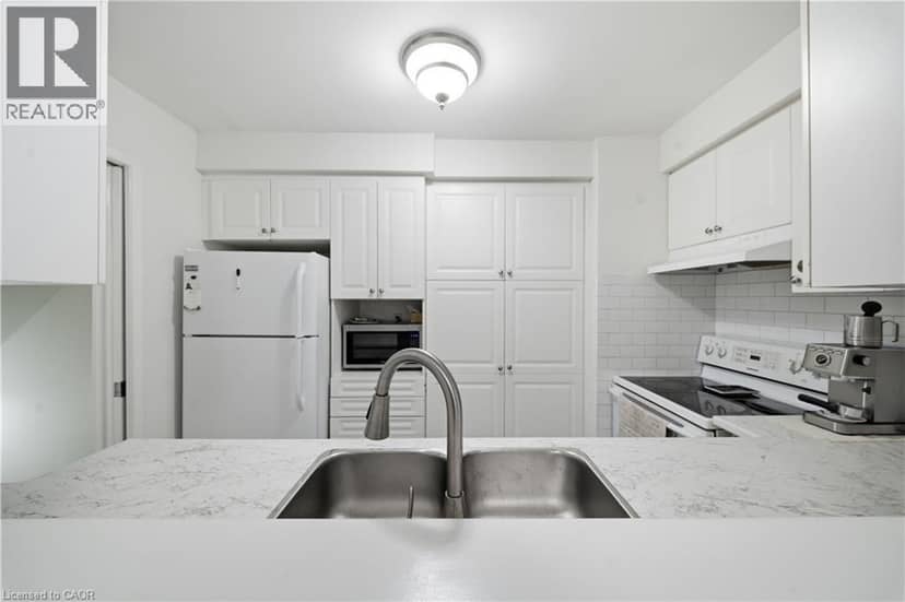 230 SUNSET Boulevard, Cambridge, photo 6
