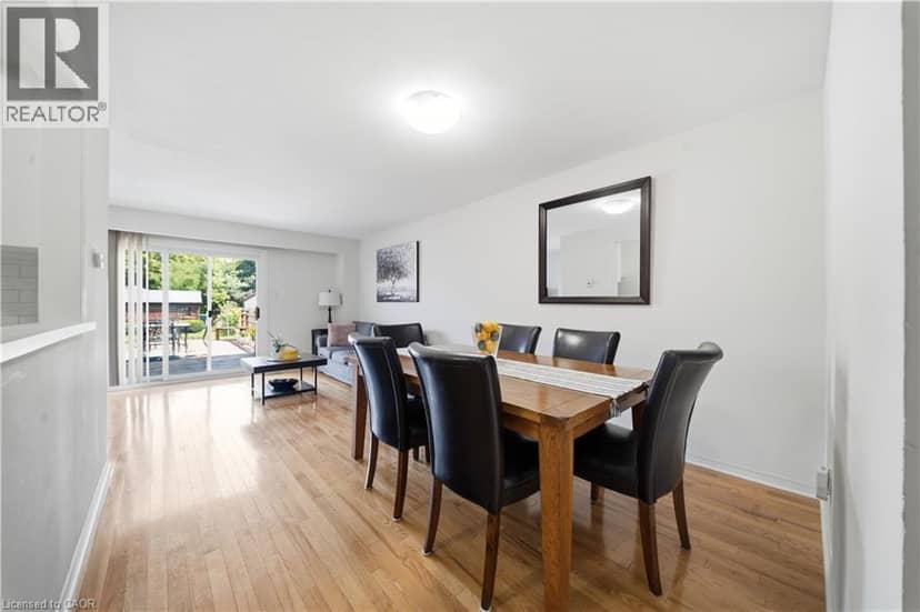 230 SUNSET Boulevard, Cambridge, photo 7