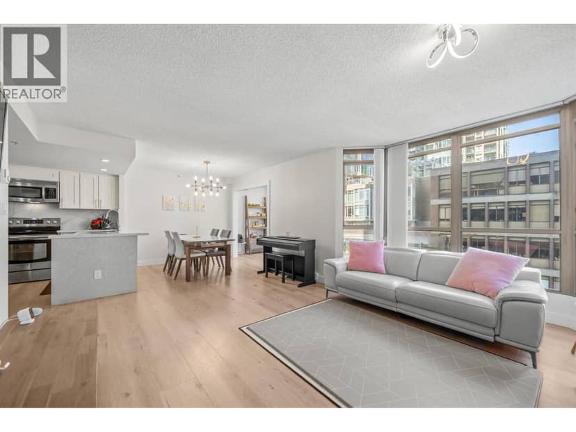 706 867 HAMILTON STREET, Vancouver, photo 2