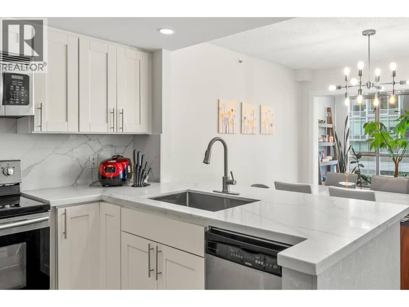 706 867 HAMILTON STREET, Vancouver, photo 6