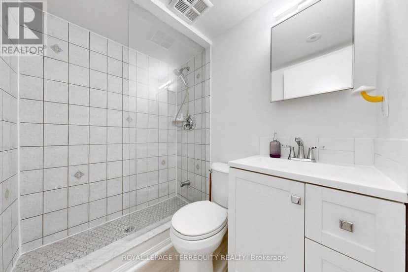 1501C - 26 Laidlaw Street — photo 13 of 37