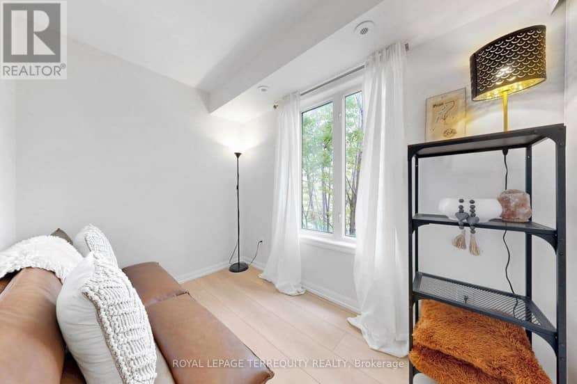 1501C - 26 Laidlaw Street — photo 14 of 37