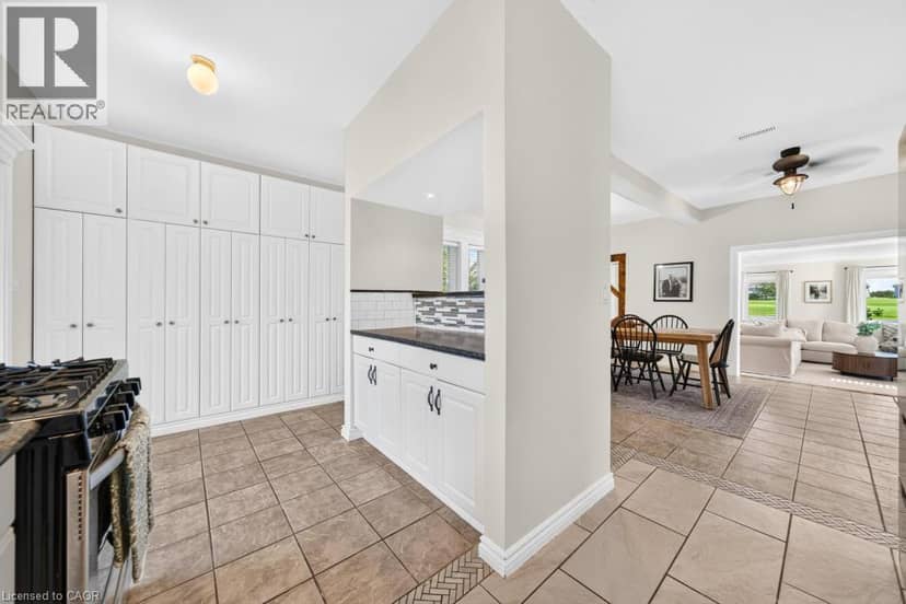 9535 Regional Rd 9 — photo 19 of 40