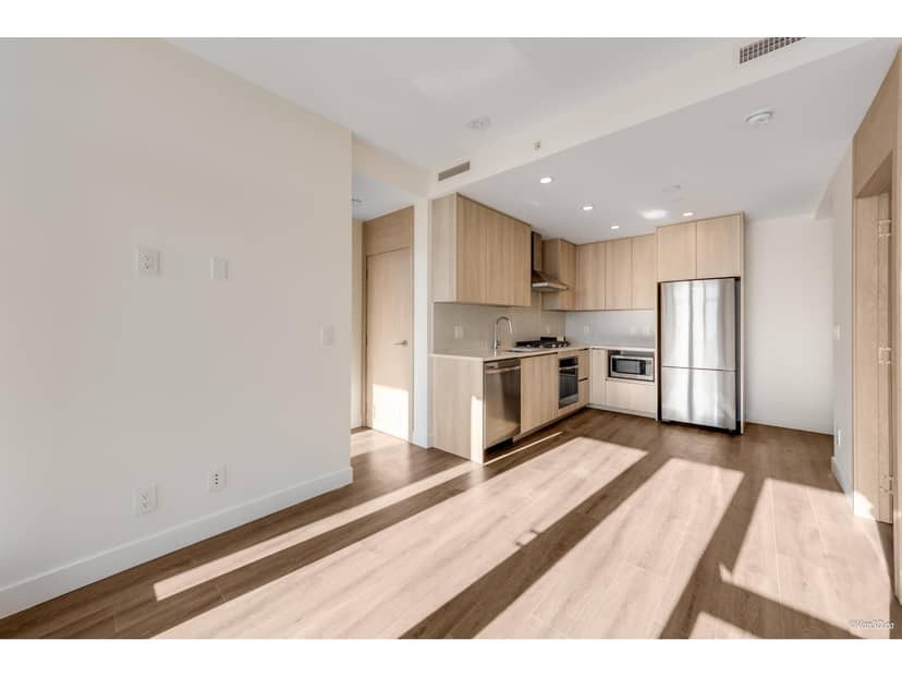 2805 10750 135A STREET, Surrey, photo 5