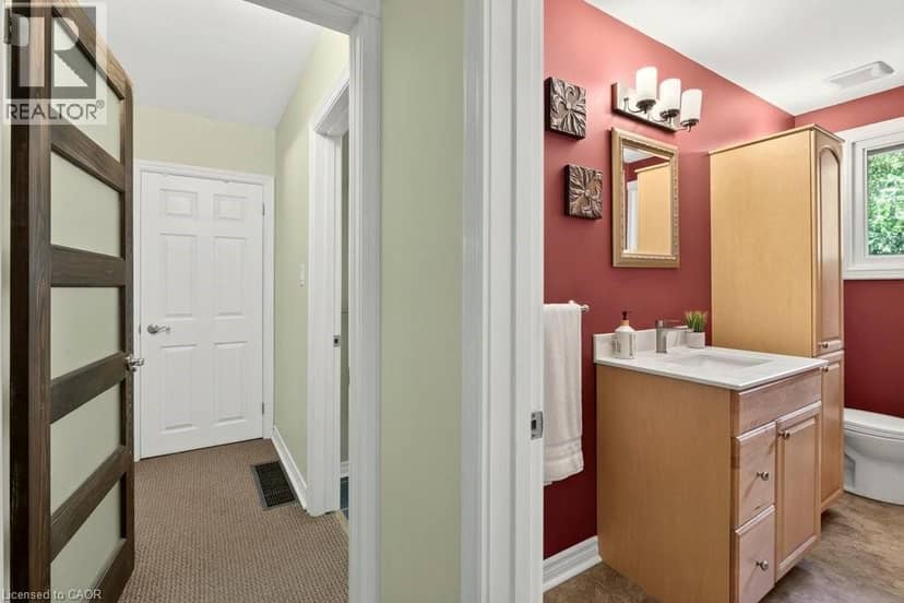 2147 GOVERNOR'S Road — photo 17 of 40