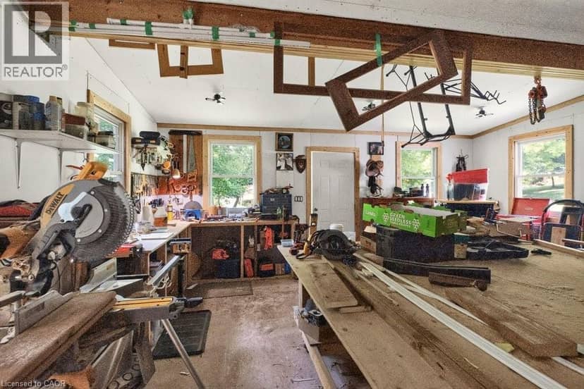 2147 GOVERNOR'S Road — photo 37 of 40