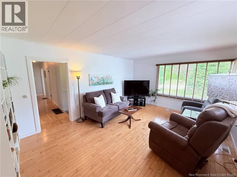 157 St. James Street — photo 10 of 19
