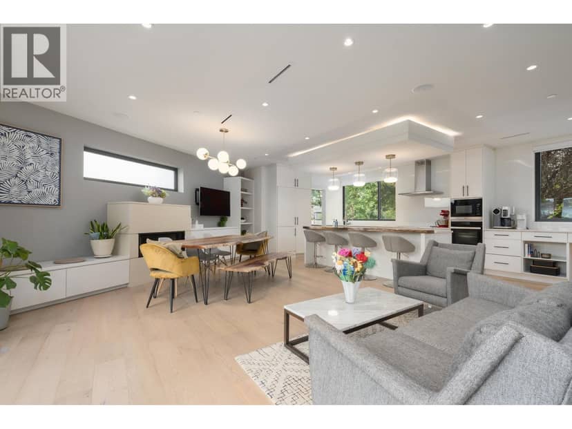 7380 ASHBURN STREET, Vancouver, photo 3
