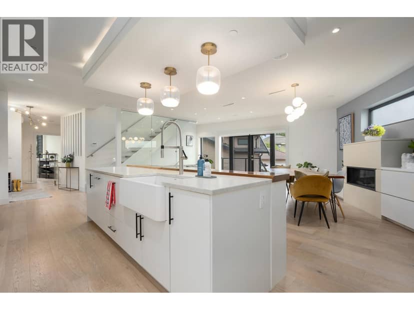7380 ASHBURN STREET, Vancouver, photo 6