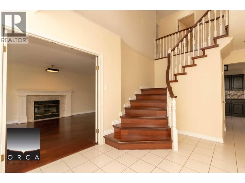 3015 GRIFFIN PLACE, North Vancouver, photo 2
