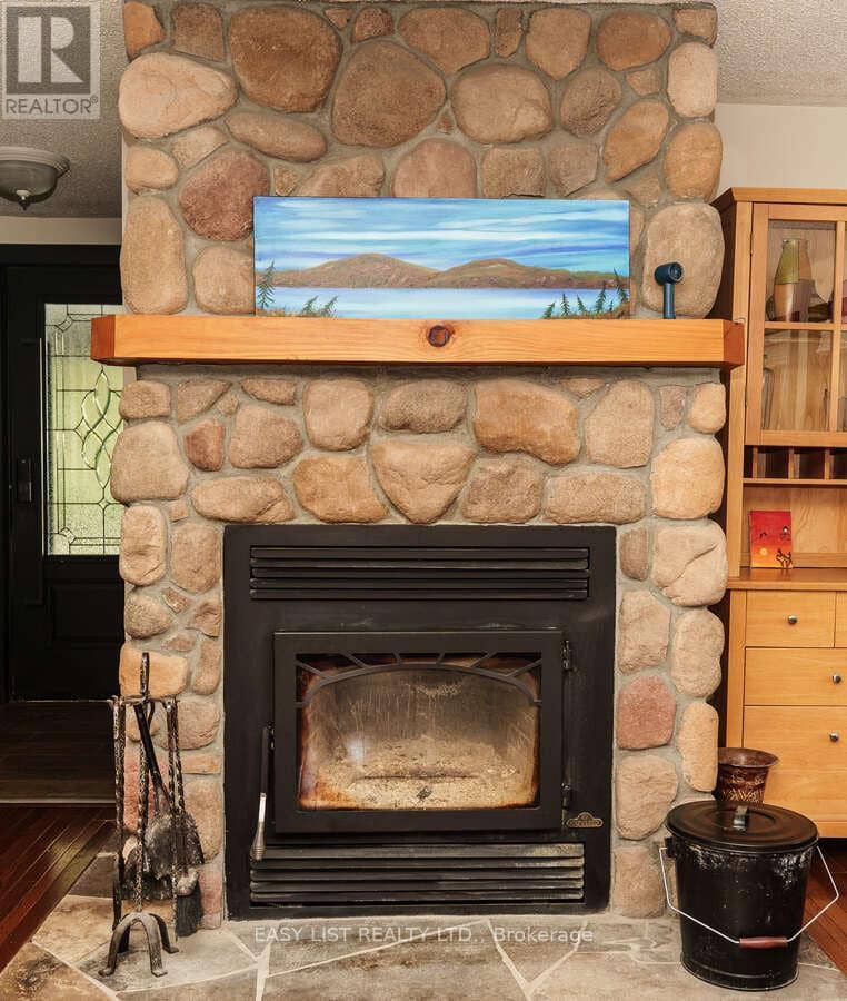 64 Fire Route 96 — photo 17 of 40