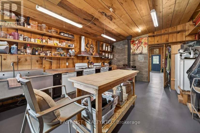 710 Seacliff Drive — photo 25 of 40