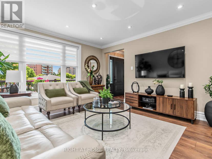 2 Grenadine Court, Toronto, photo 7
