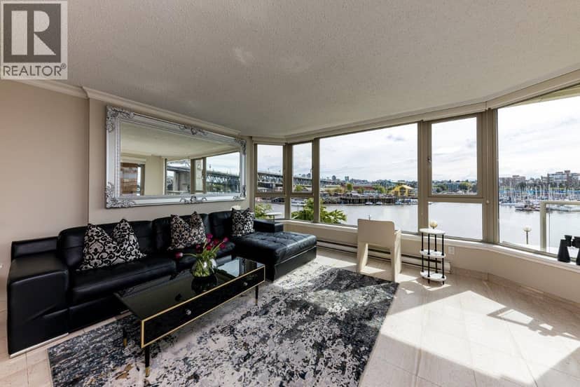 304 1675 HORNBY STREET, Vancouver, photo 3