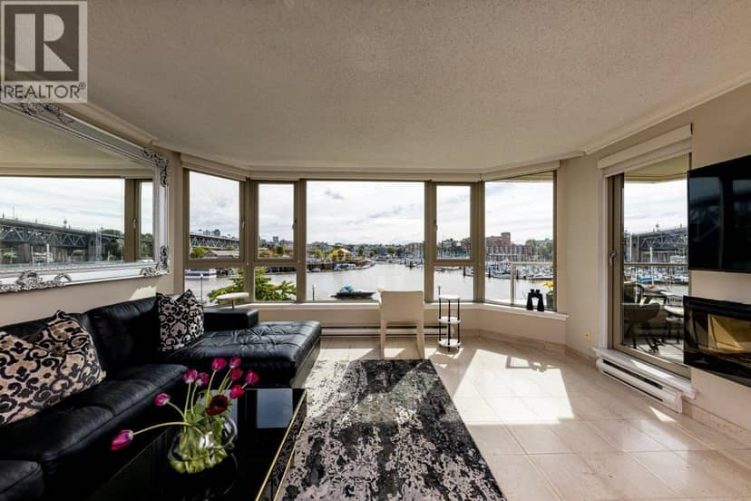 304 1675 HORNBY STREET, Vancouver, photo 7