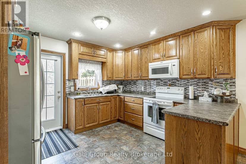 6657 Plank Road — photo 10 of 40