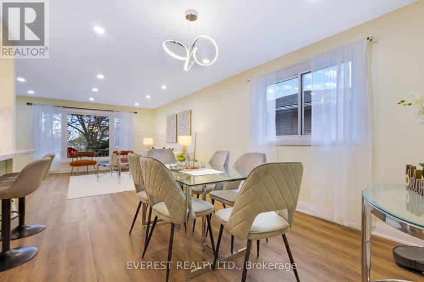 27 Lavina Crescent — photo 16 of 40