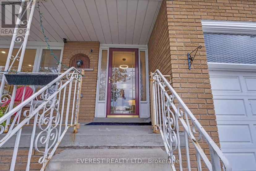 27 Lavina Crescent — photo 8 of 40