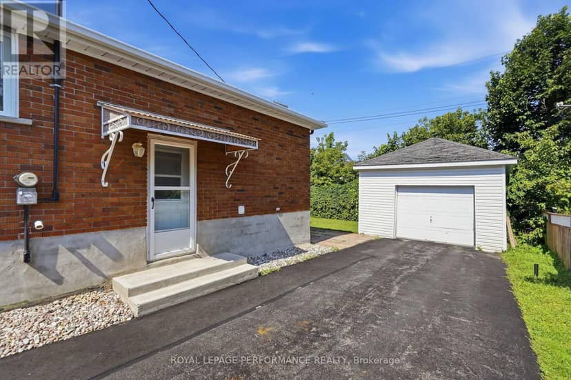 716 Cartier Boulevard — photo 25 of 38