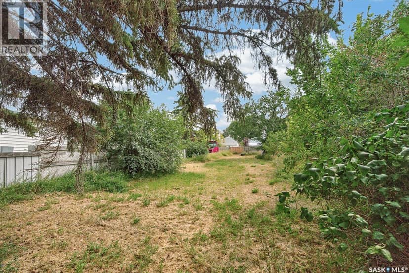 59 Iroquois STREET W — photo 1 of 3