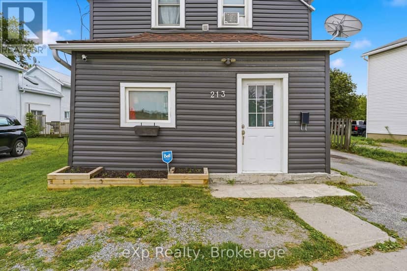 213 Station Street — photo 4 of 39