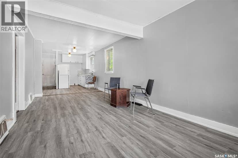 55 Iroquois STREET W — photo 9 of 40