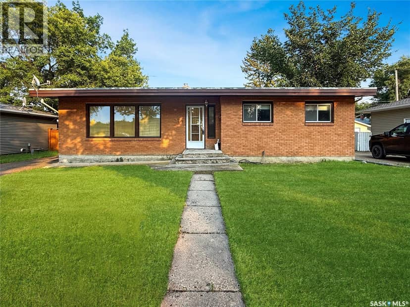SE 477 3rd AVENUE SE, Swift Current