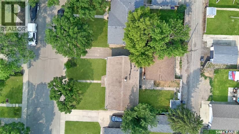 SE 477 3rd AVENUE SE, Swift Current, photo 2