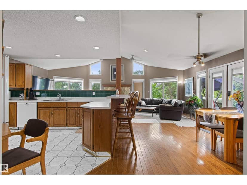 11139 157 AV NW, Edmonton, photo 4