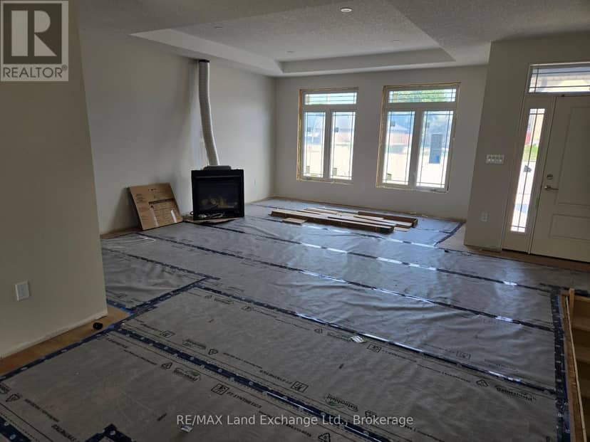 772 Campbell Avenue — photo 5 of 9