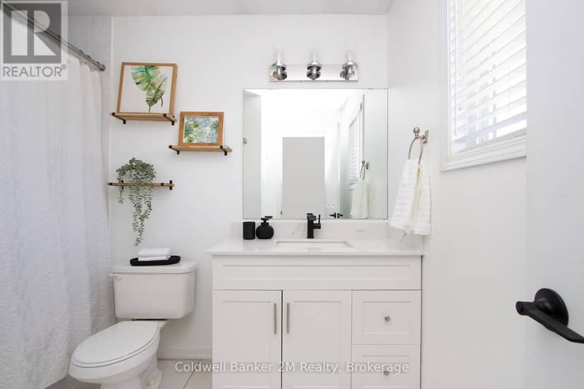 10 Eldad Drive — photo 18 of 31