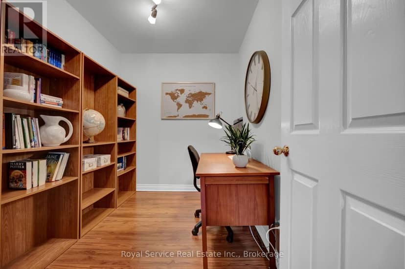 33 Mallory Street — photo 22 of 40