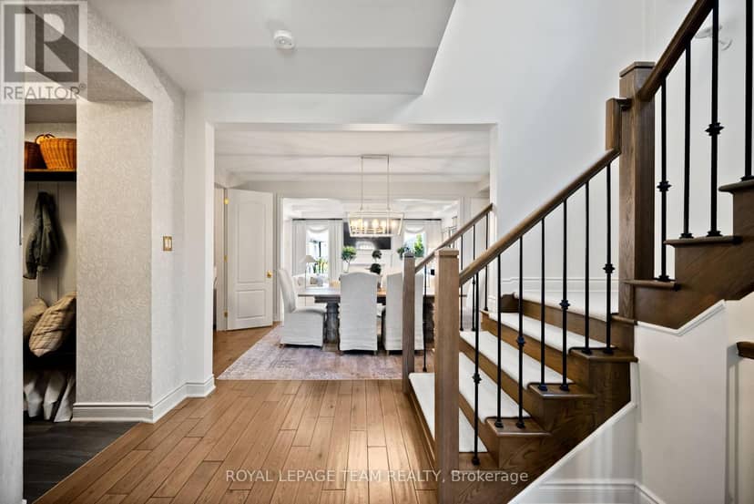 4865 Abbott Street E — photo 10 of 40