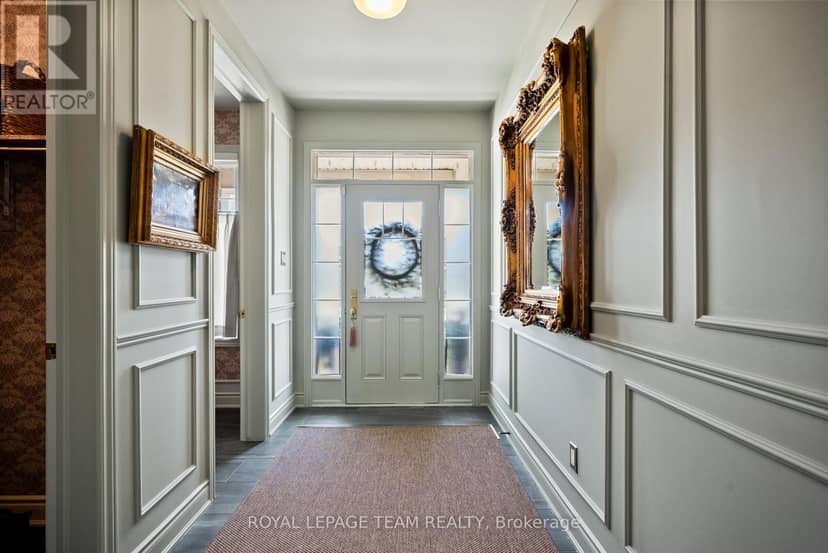 4865 Abbott Street E — photo 8 of 40