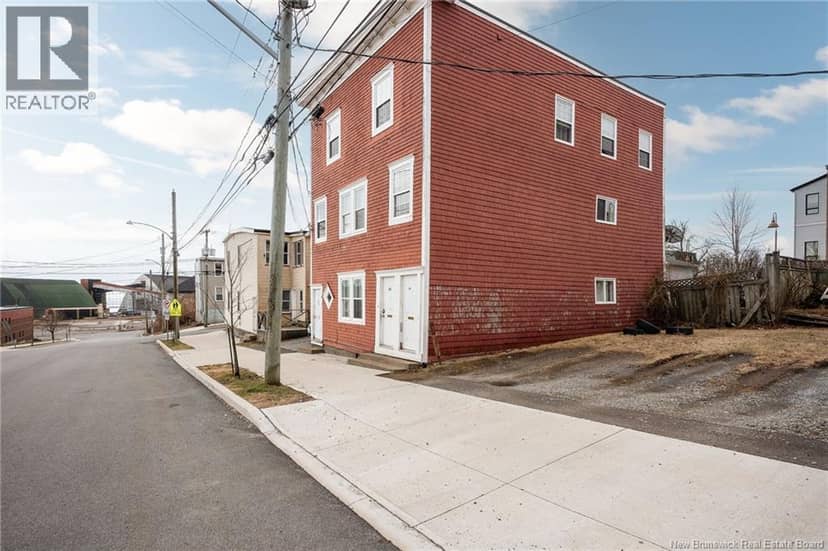 239 Britain Street — photo 9 of 31