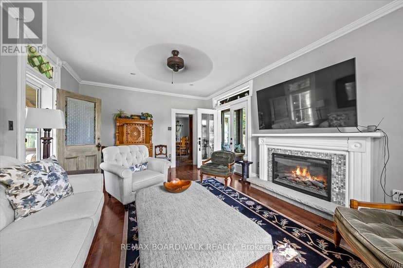119 Oakel Street — photo 18 of 40