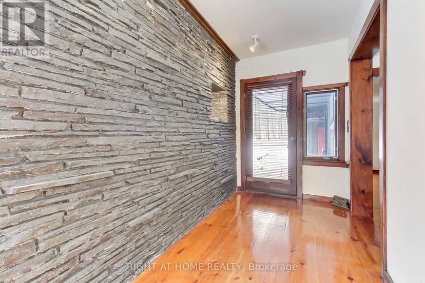 115 Valley Road — photo 4 of 40