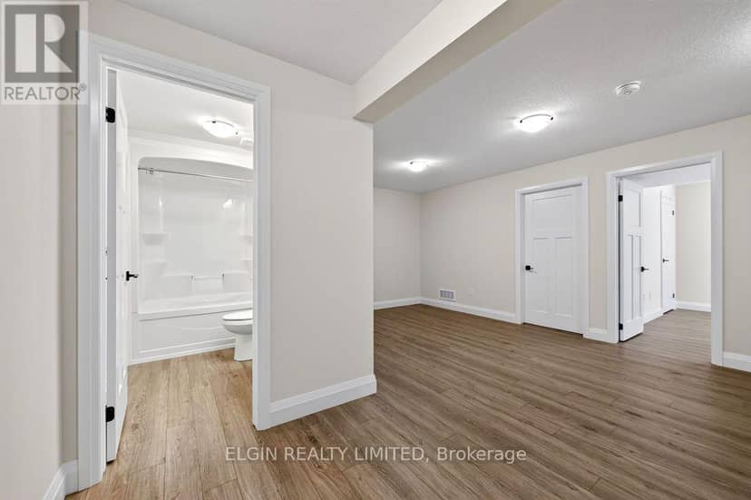 15 - 49 Royal Dornoch Drive — photo 26 of 40