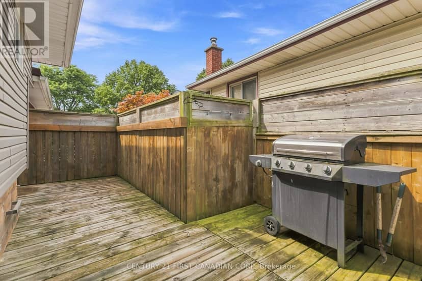 14 Alayne Crescent — photo 26 of 33