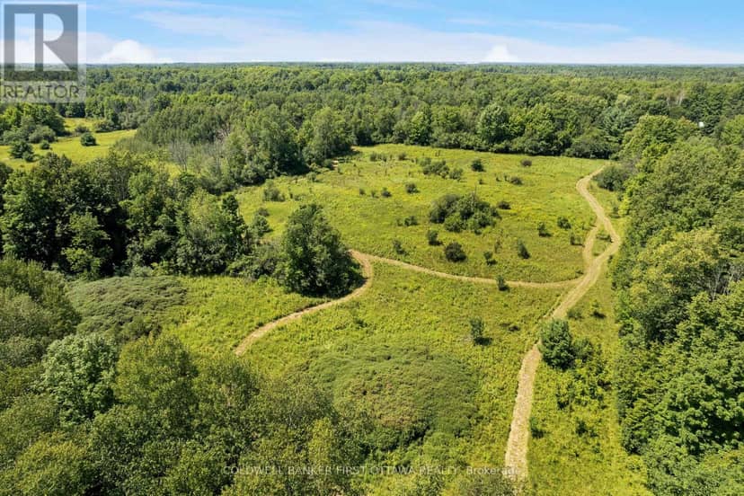 340 North Burgess 8th Concession, Tay Valley, photo 3