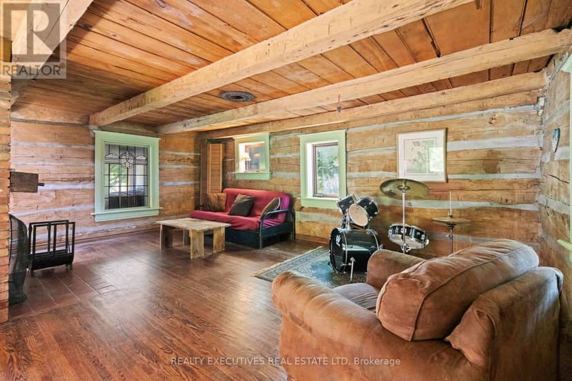 10550 Hulbert Road — photo 17 of 40
