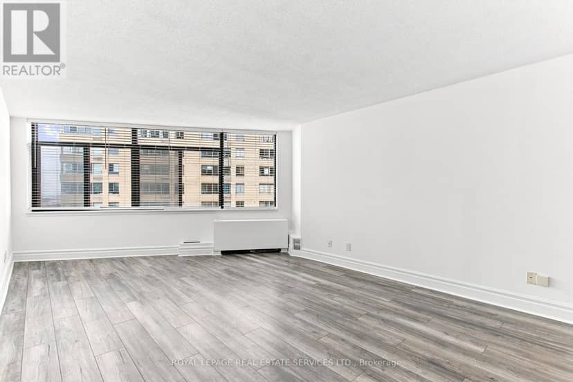 1104 - 250 Queens Quay — photo 7 of 35